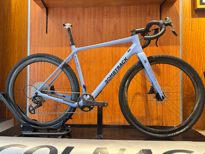 Bombtrack - Hook EXT C - Medium