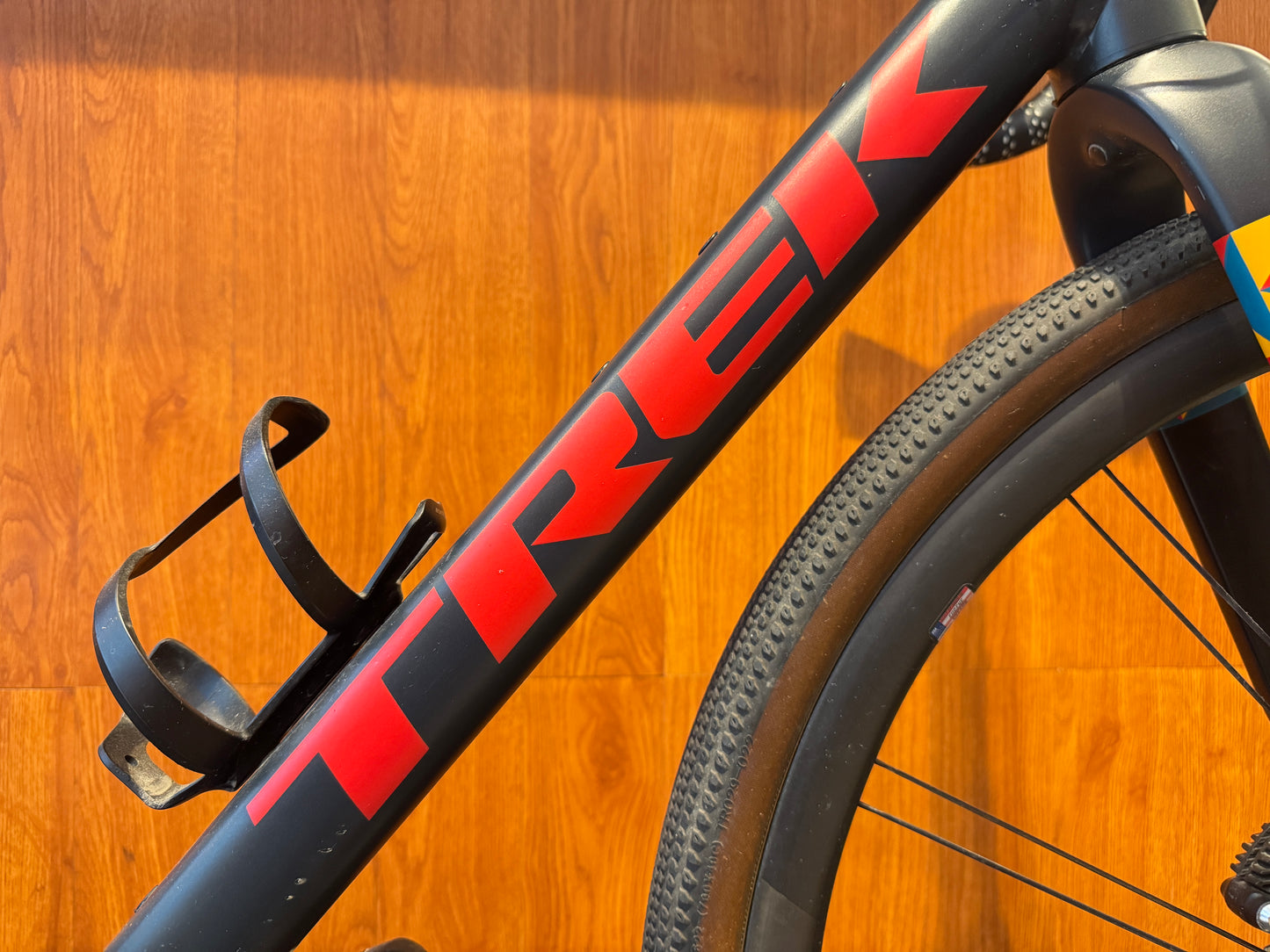 TREK Checkpoint ALR 5 - 52