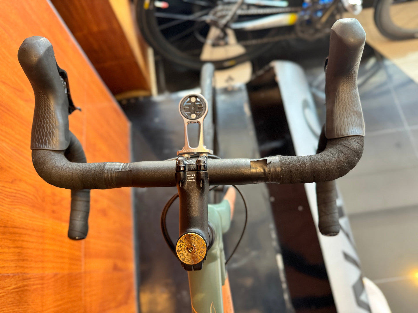 SPECIALIZED (ALLEZ SPRINT) "Meet Your Match" 49
